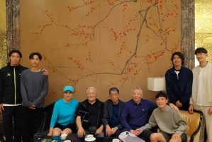 上港冠军名帅离队！法甲教头接棒，引领球队冲击冠军赛